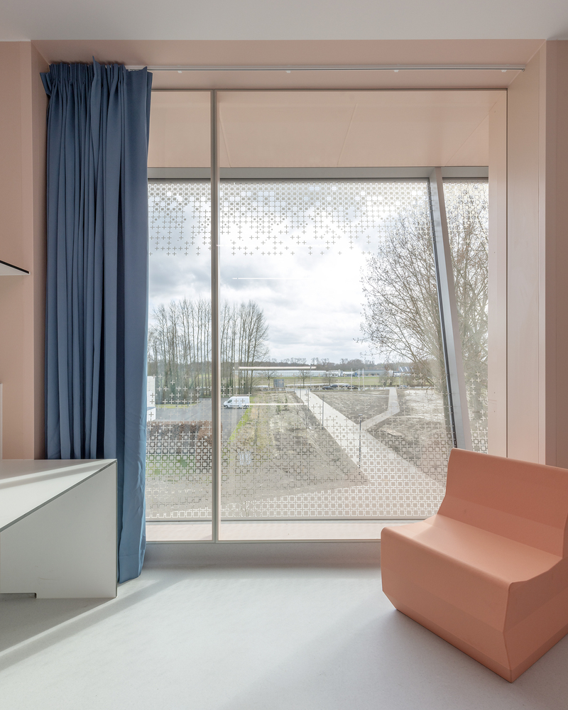 比利时疫苗研究中心 Vaccinopolis丨比利时安特卫普丨Proof of the sum-40