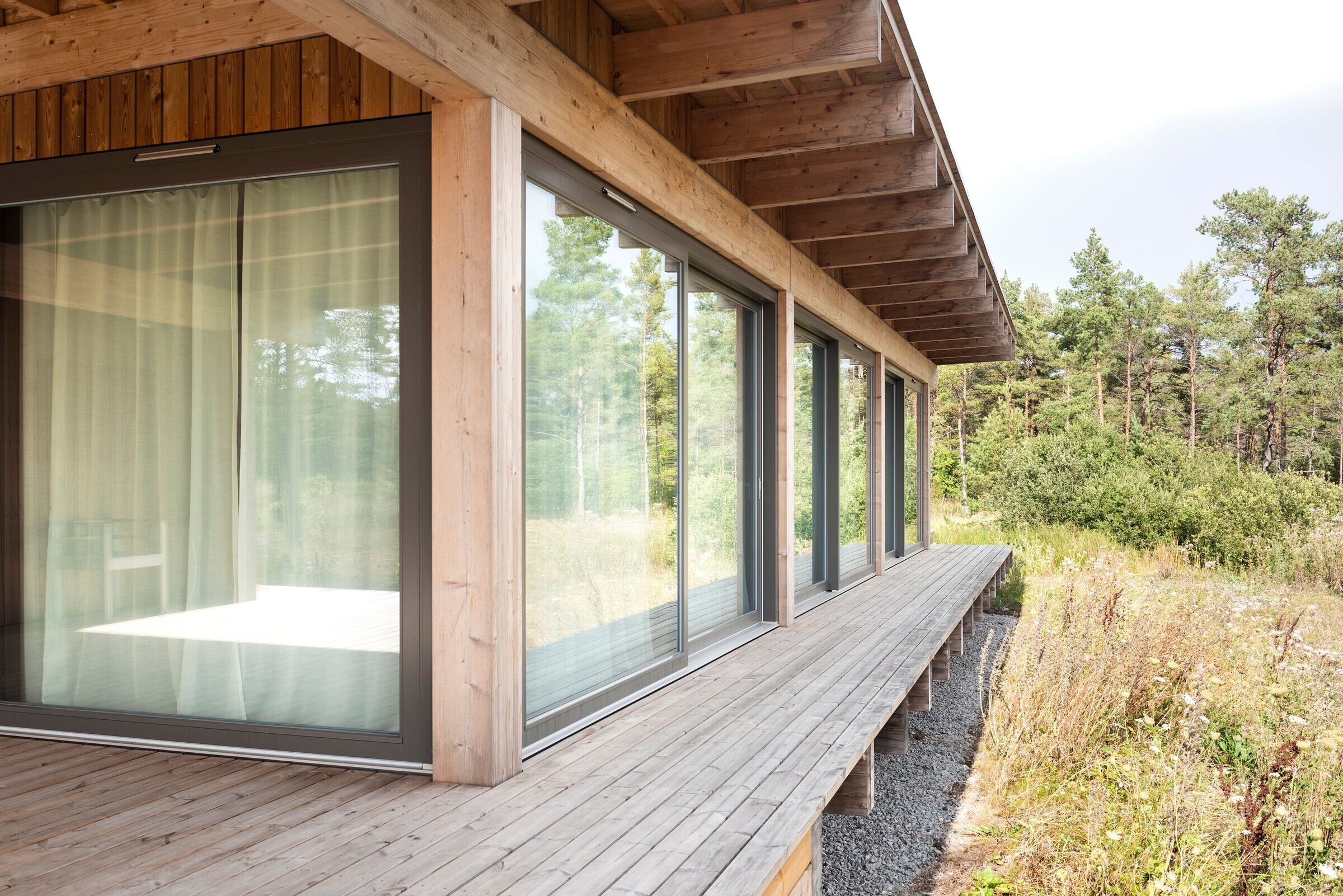 瑞典 Gotland 岛上的木质度假屋-11