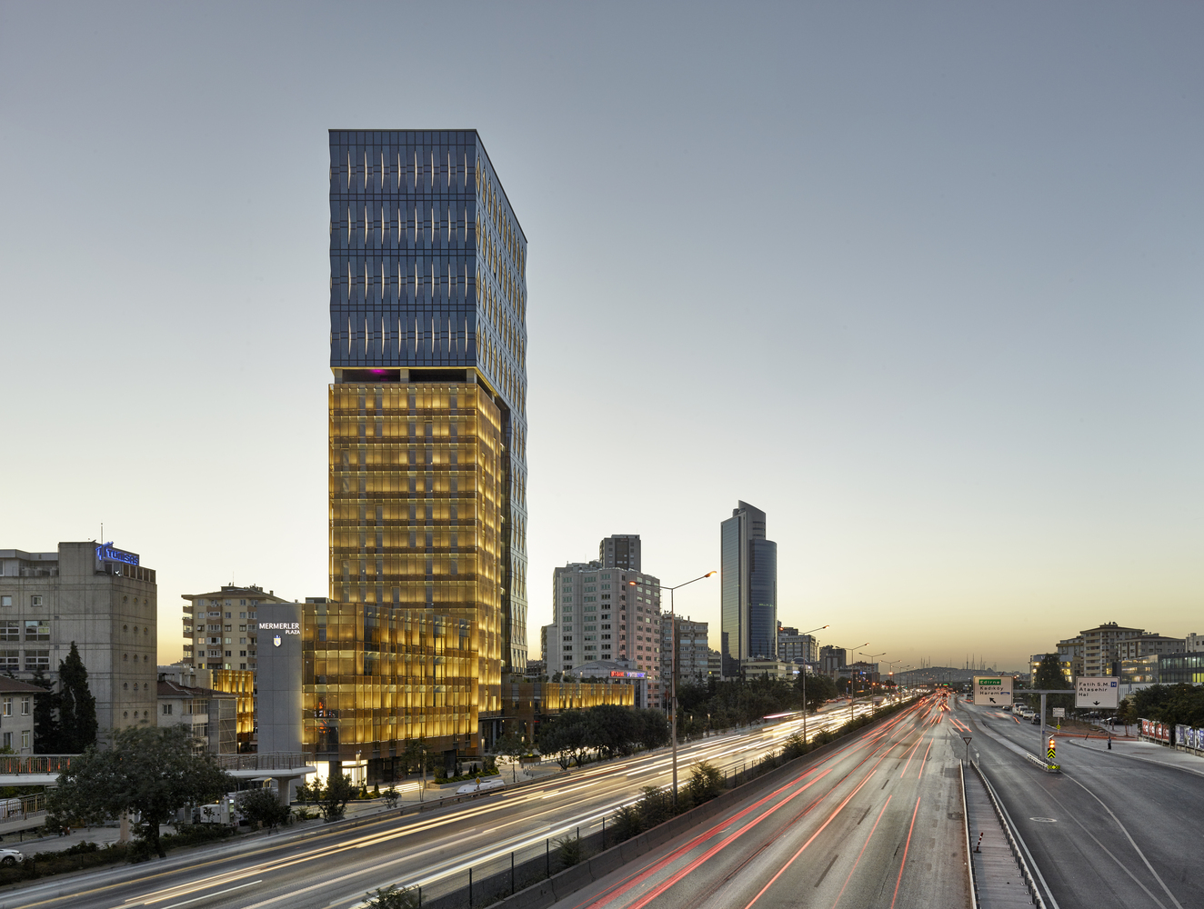 默梅尔勒广场-42