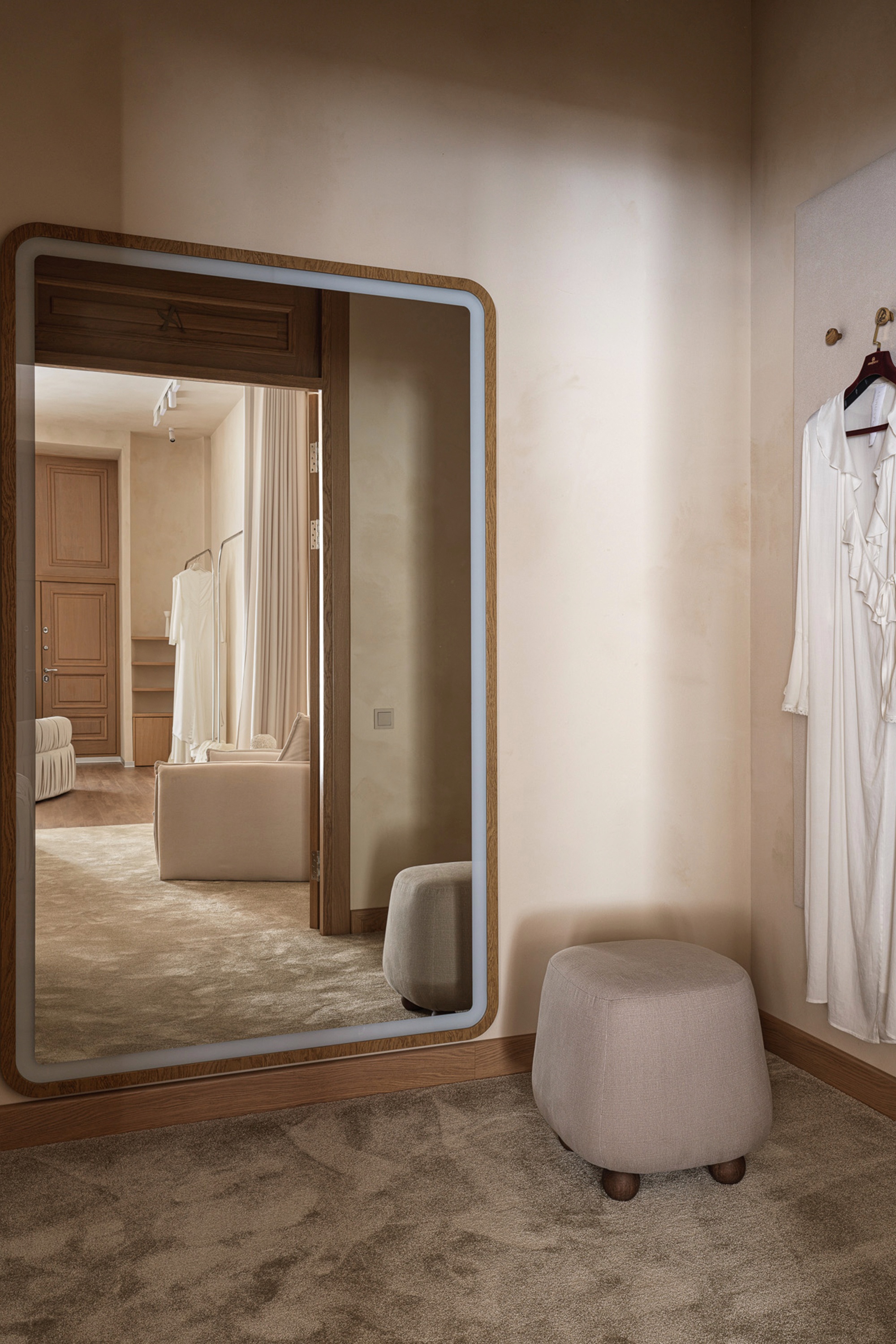 117㎡婚纱时尚精品店 · Aida Ragimkhanova丨俄罗斯马哈奇卡拉-24