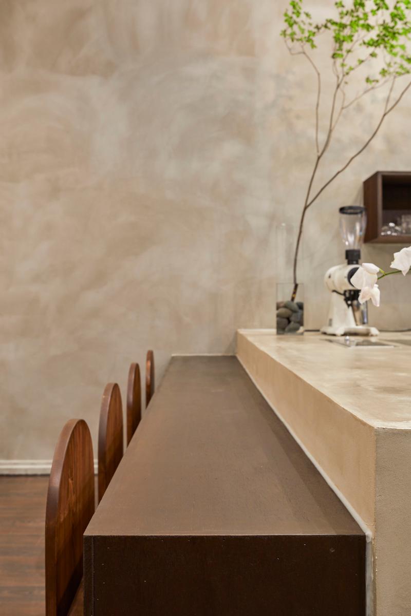 35 坪斯米达咖啡厅，木质装点简约风情-16