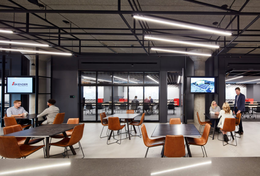 Community oriented Skender Construction Offices by Perkins Will created to inspire collaboration 以社区为导向的Skender建筑办公室,由Perkins创建,以激发协作-2