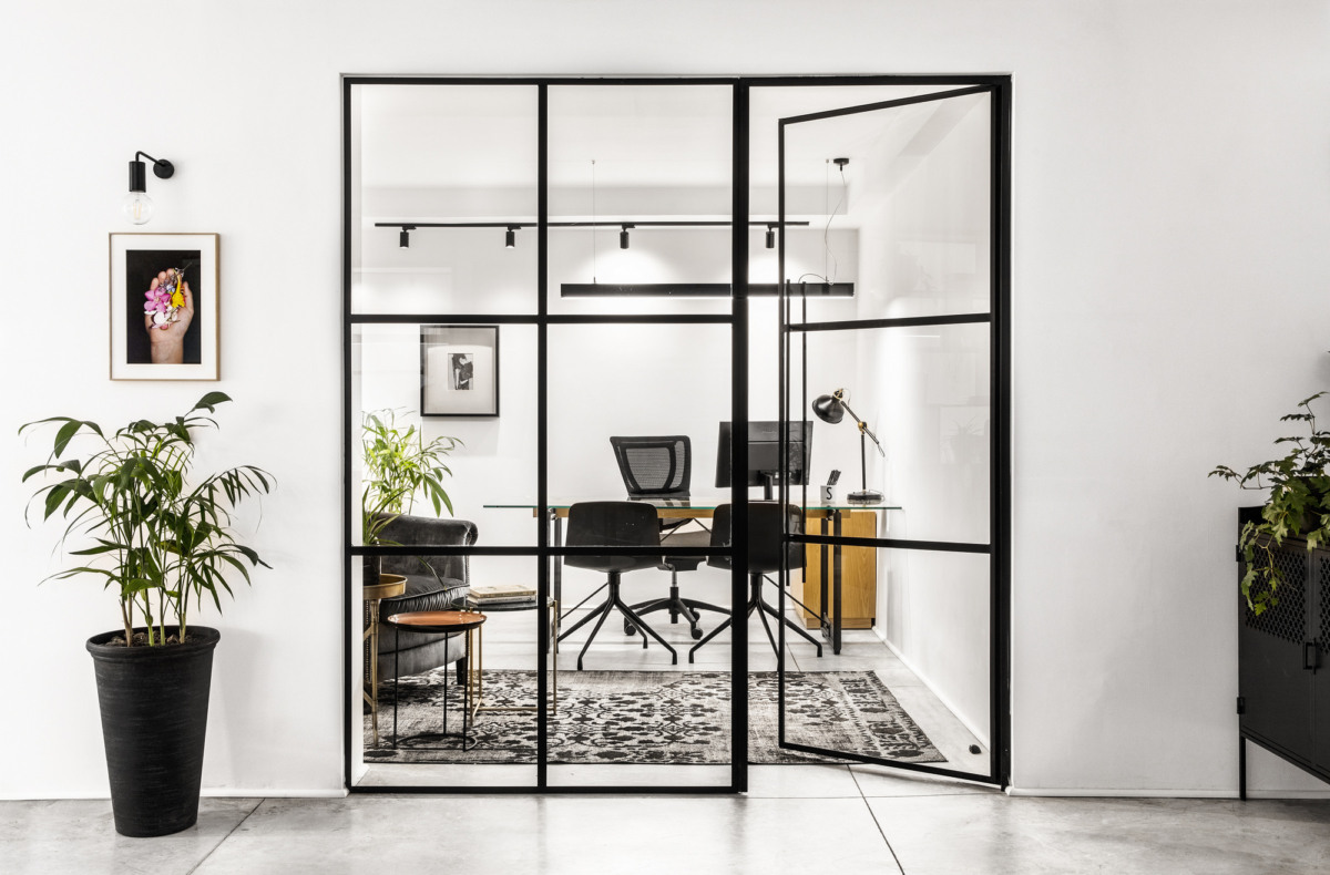 Tel Aviv 创投公司 Qumra Capital 现代家园风格办公室设计-15