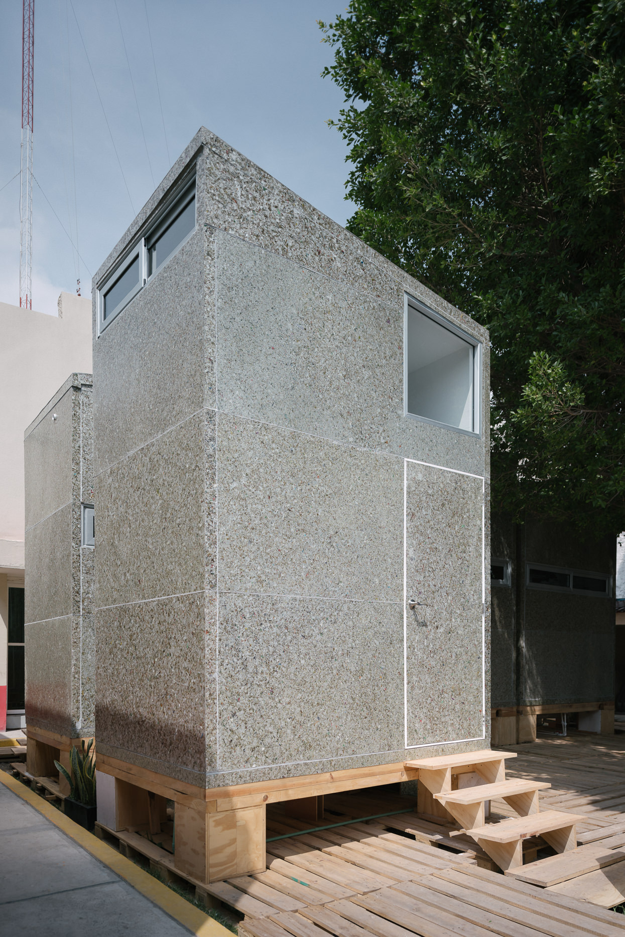 Temporary Pavilion for Healthcare Workers / Revolution-41