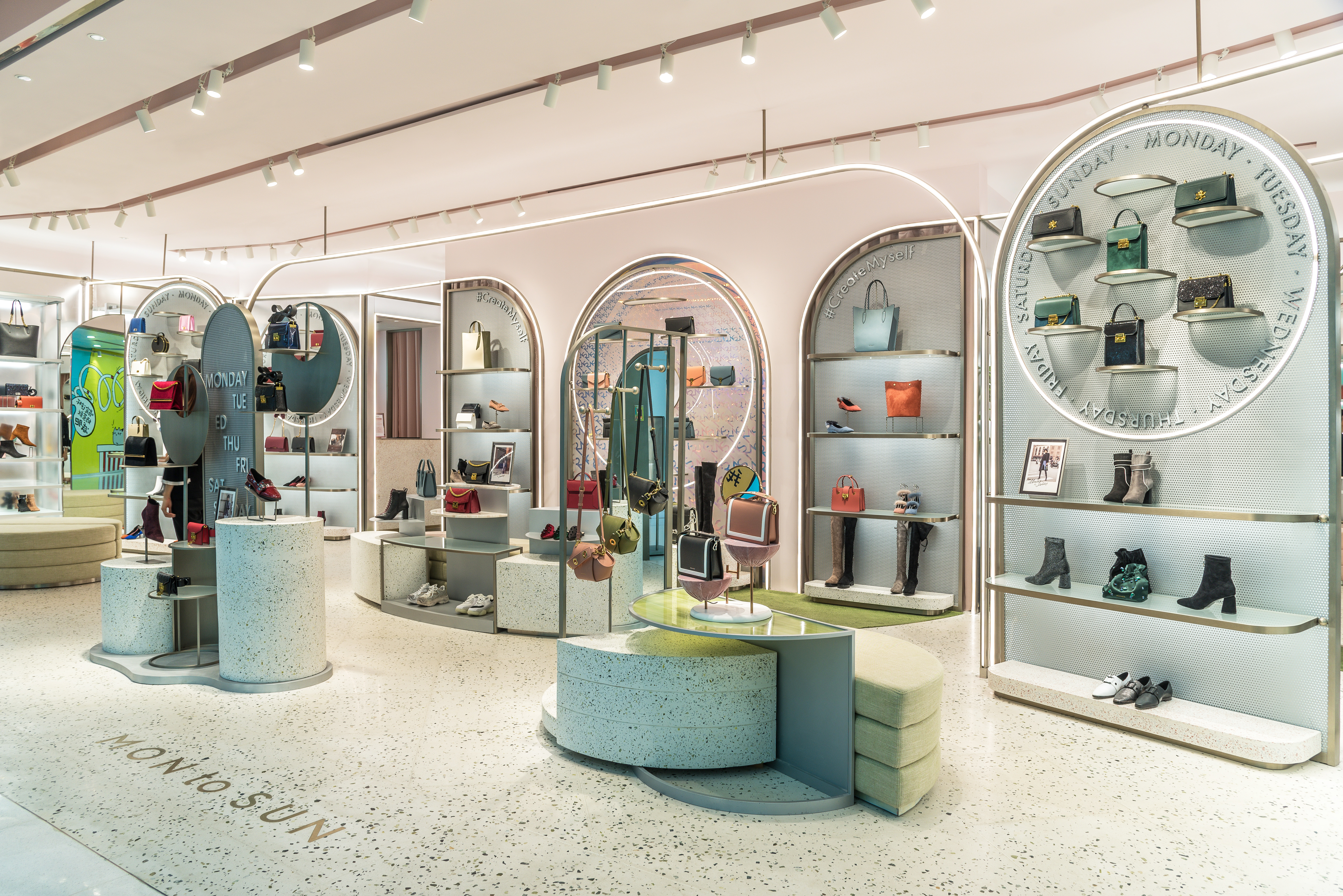 MON to SUN 品牌概念店-13