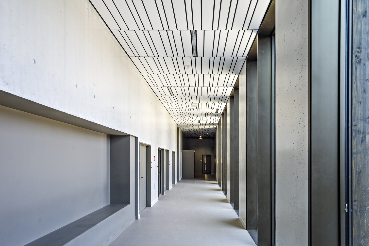 法国LycéeLa Plaine中学-33