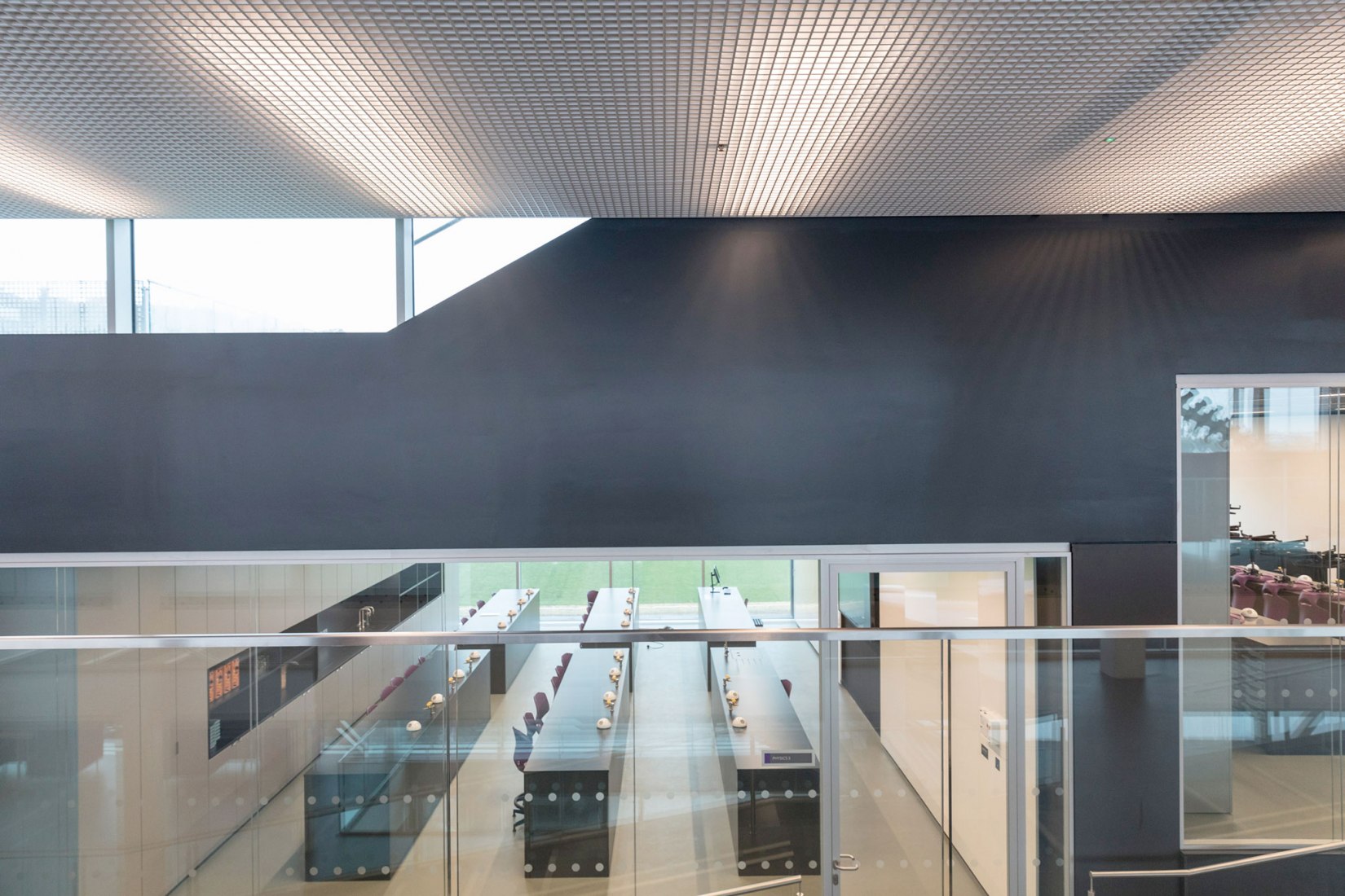 布莱顿学院科学与体育学院大楼丨英国丨大都会建筑事务所（OMA）-34