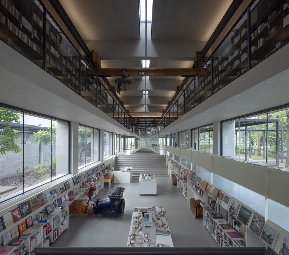 先锋鉴湖书店（鉴湖取水岛市政设施更新项目）丨中国绍兴丨大舍建筑设计事务所,同济大学建筑设计研究院等-58