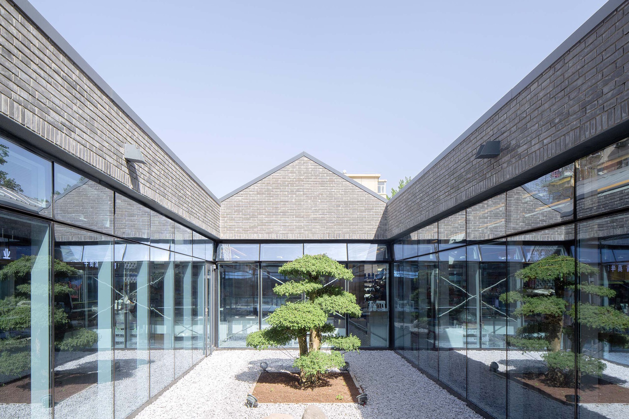 大屋顶下的庭院市场丨中国北京丨BIAD-18