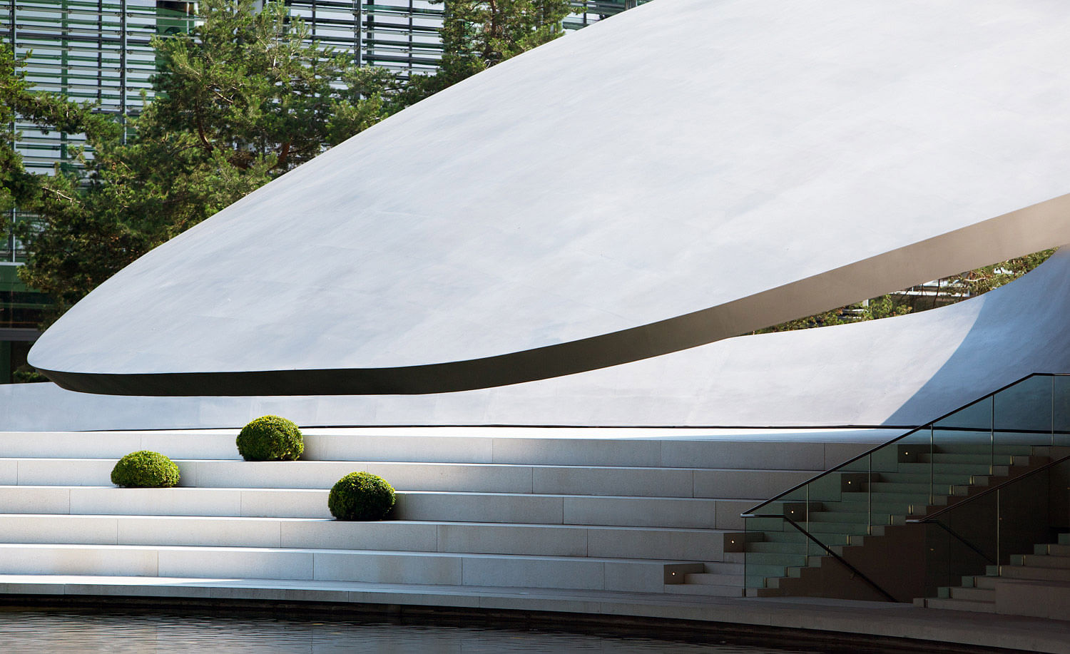 德国沃尔夫斯堡汽车城保时捷展馆丨德国 HENN Architekten-14