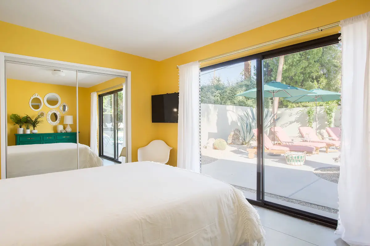 Palm Springs 白色别墅的异域风情设计-7