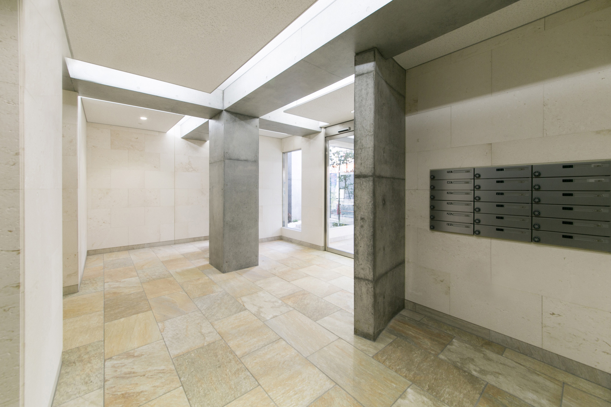 融入城市的公共森林——YDS Architects 公寓设计-10