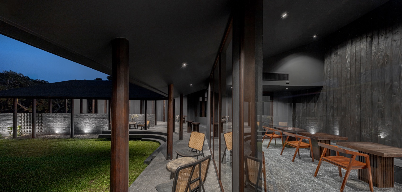 小花园中的MADA咖啡馆丨泰国丨BodinChapa Architects-61