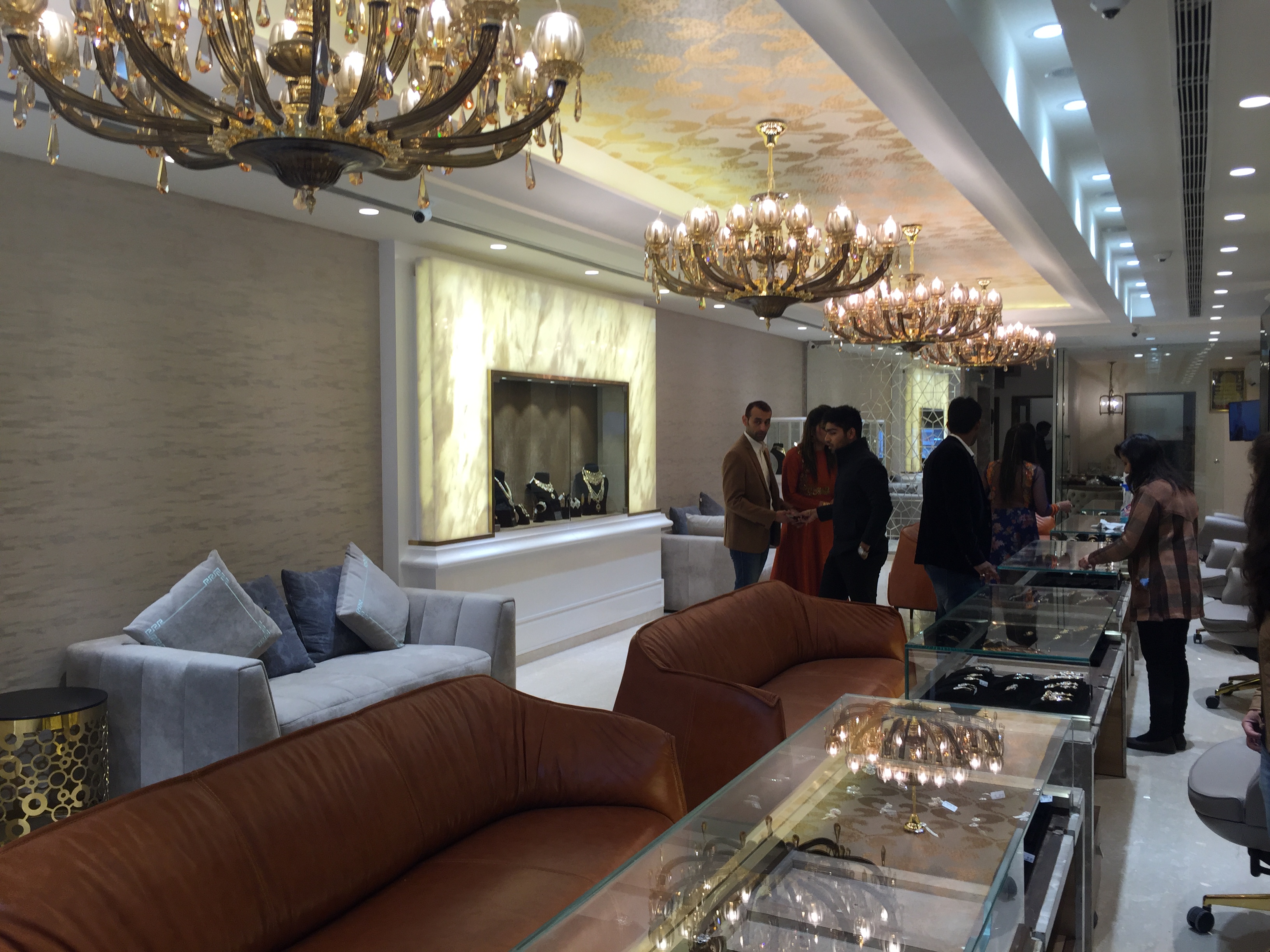 印度 Jain Parash 珠宝店 | 精致奢华的艺术空间-17