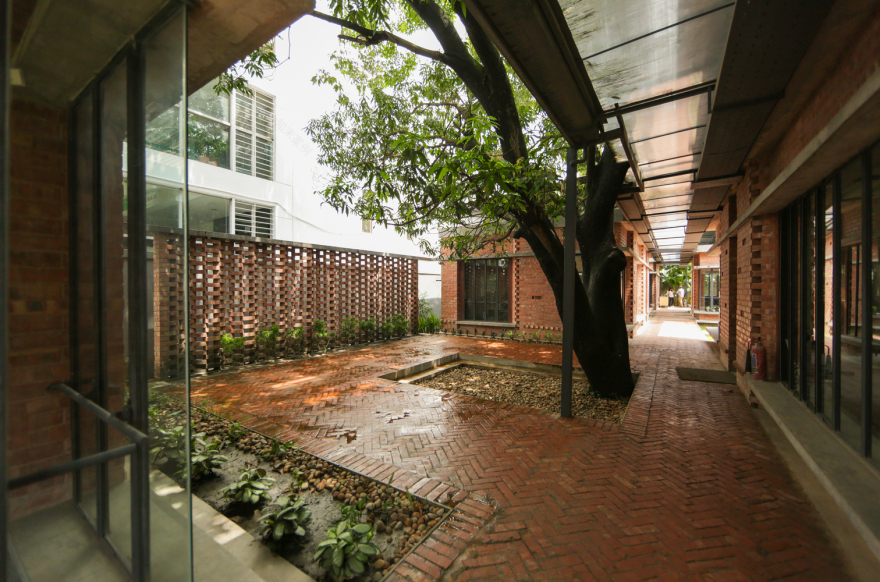 孟加拉国办公楼-14