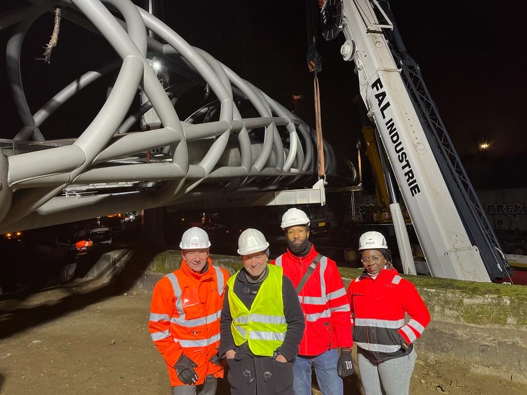 Chantier ZAC des Louvresses à Gennevilliers - Ripage de la passerelle — Ateliers 2/3/4/-21