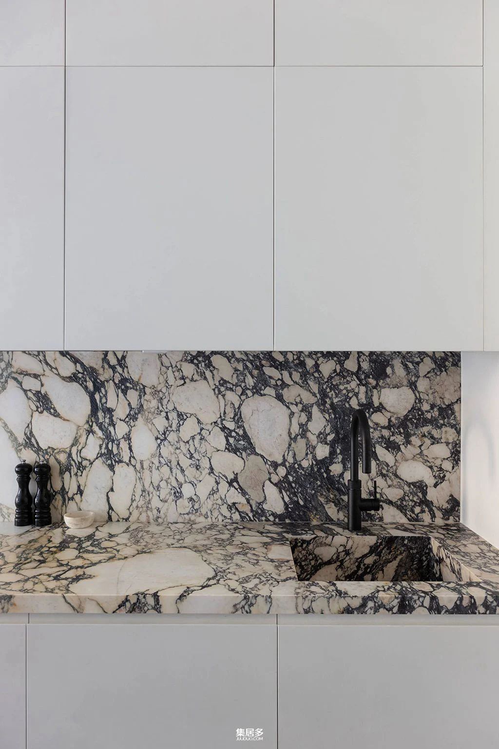 艺术与舒适并存的斯德哥尔摩公寓丨瑞典斯德哥尔摩-15