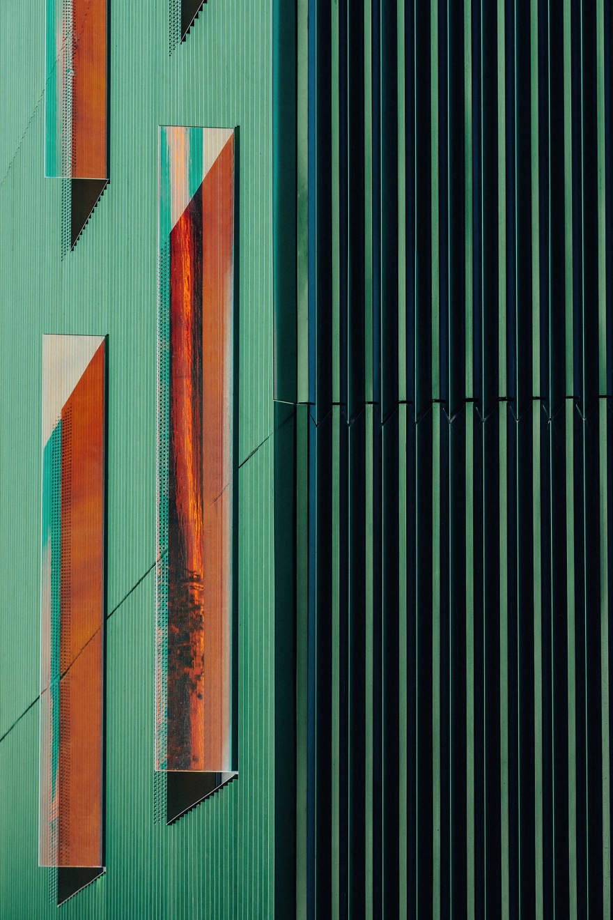 金字形神塔和菱形建筑丨英国伦敦丨Mole Architects-54