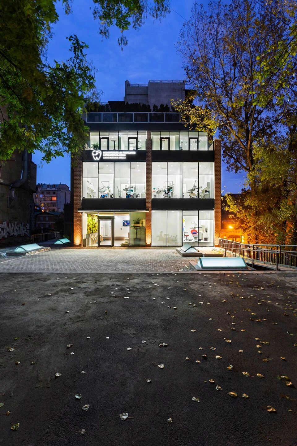 Implantology and Orthopedic Stomatology Center-5