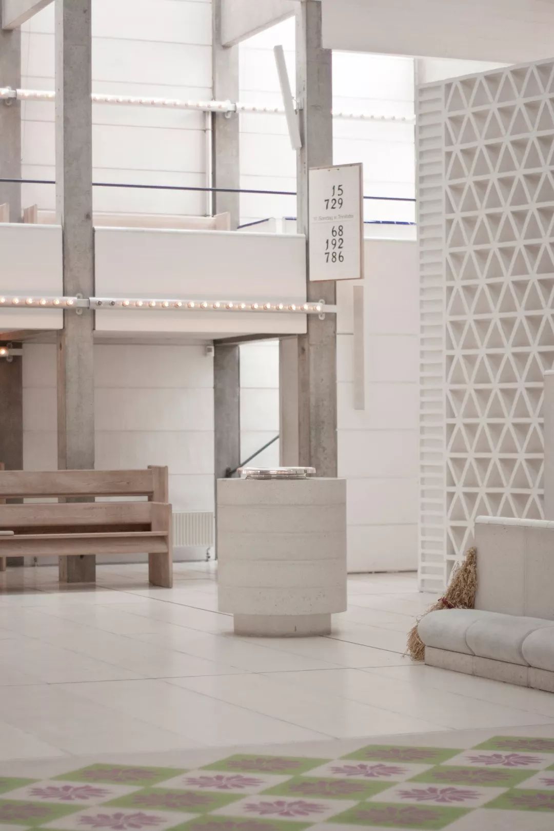 巴格斯韦德教堂 | 伍重的自然与精神空间-76