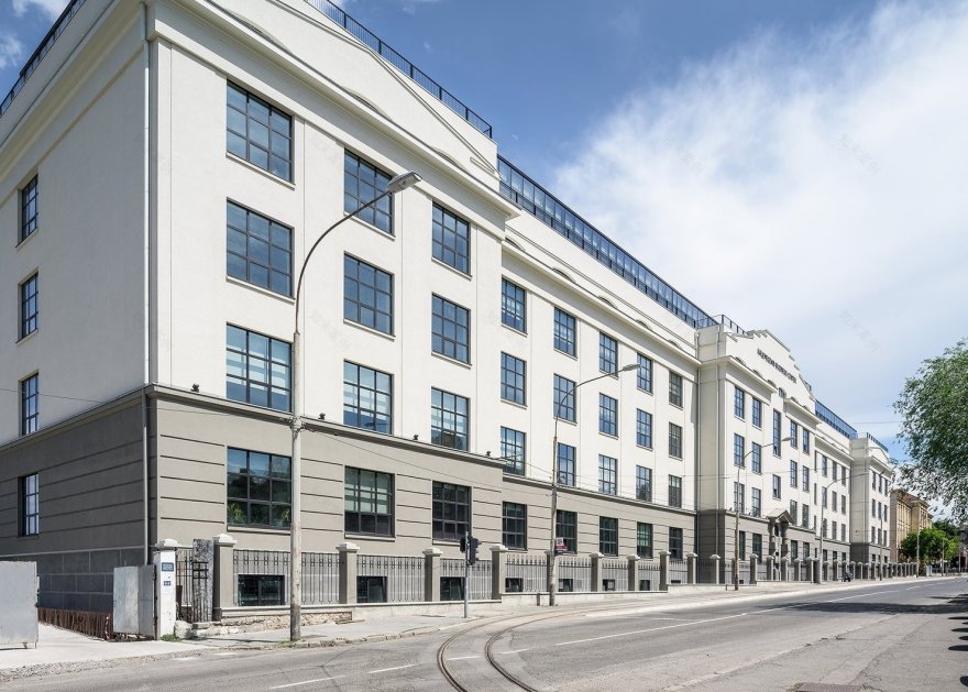 体育和商务中心“伏伊伏丁那”(斯彭斯)重建丨诺维萨德丨诺维萨德技术大学团队-0