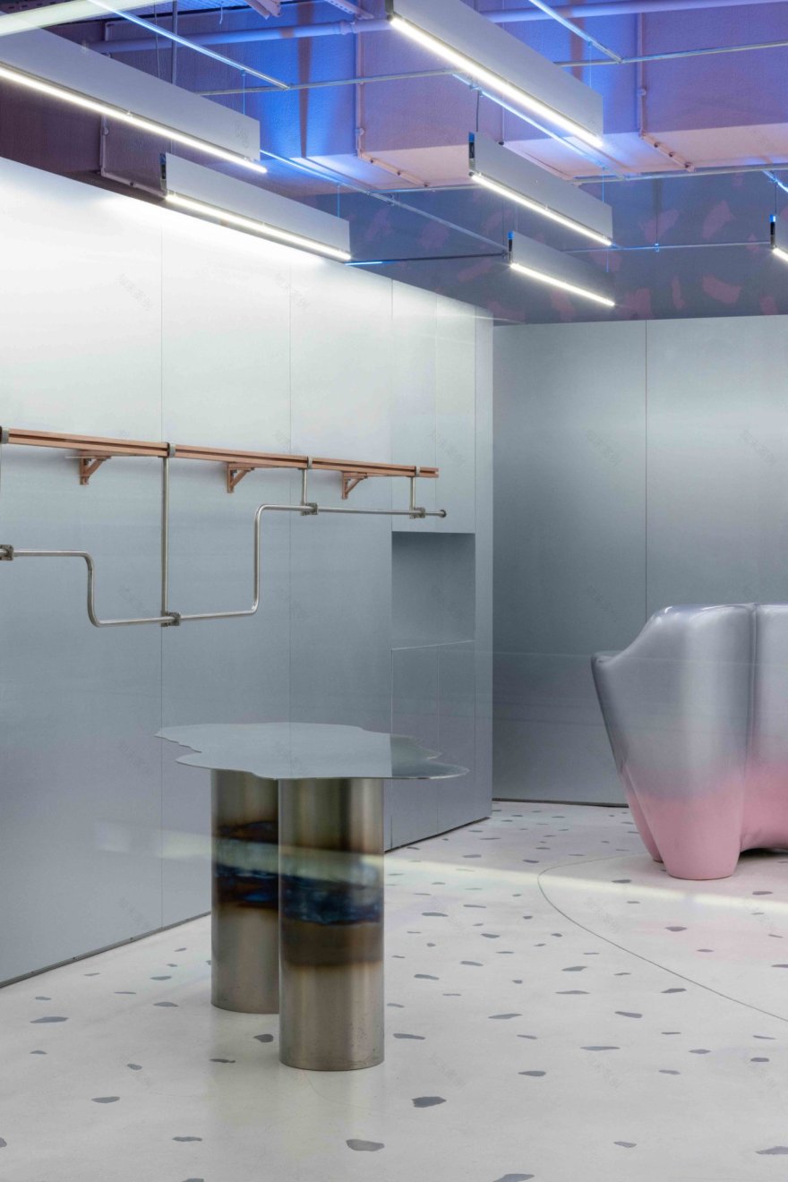 伊斯坦布尔的未来主义绿意空间——Reflect Studio Store-22