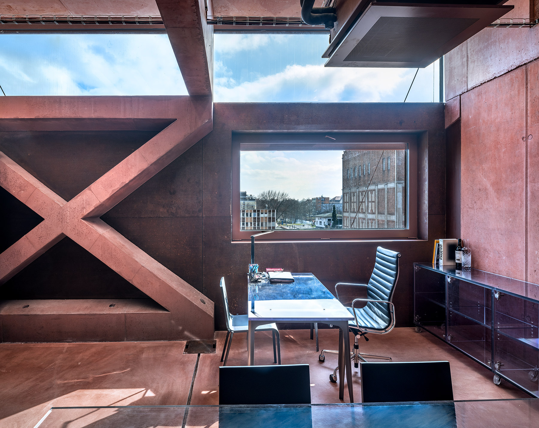 新舊共榮的城市典範：捷克舊磨坊改造，融合藝廊、教育中心、市民共享的文化場域 | FAM-43