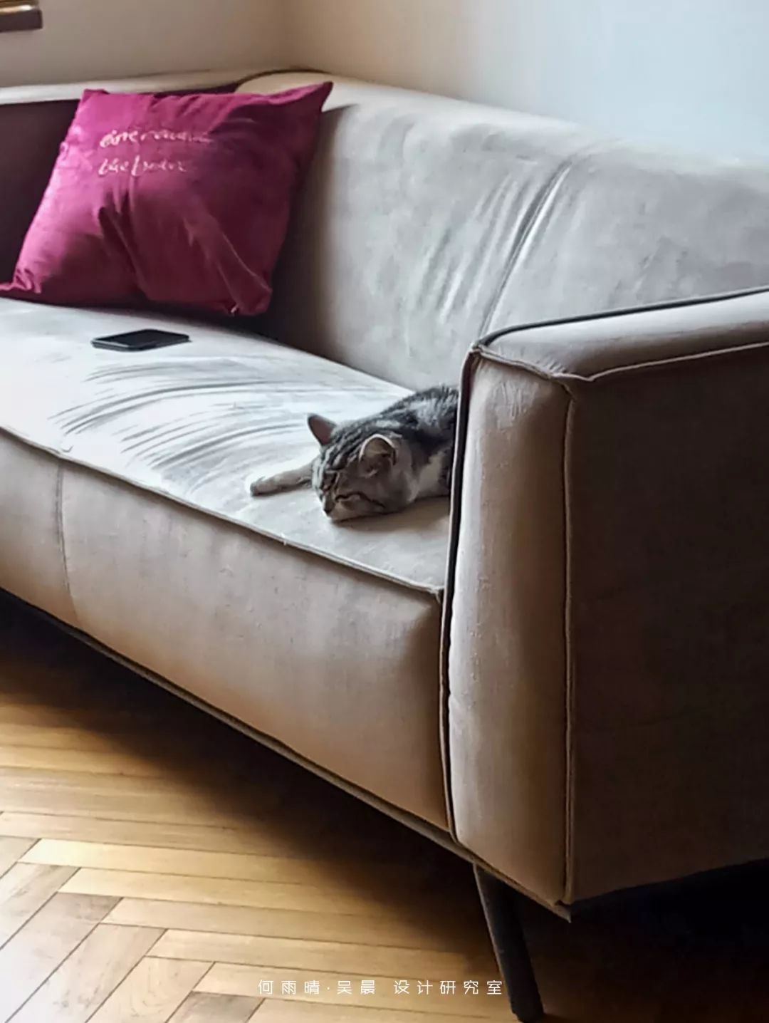 原木自然系家居,打造多才摄影师的温馨生活空间-52