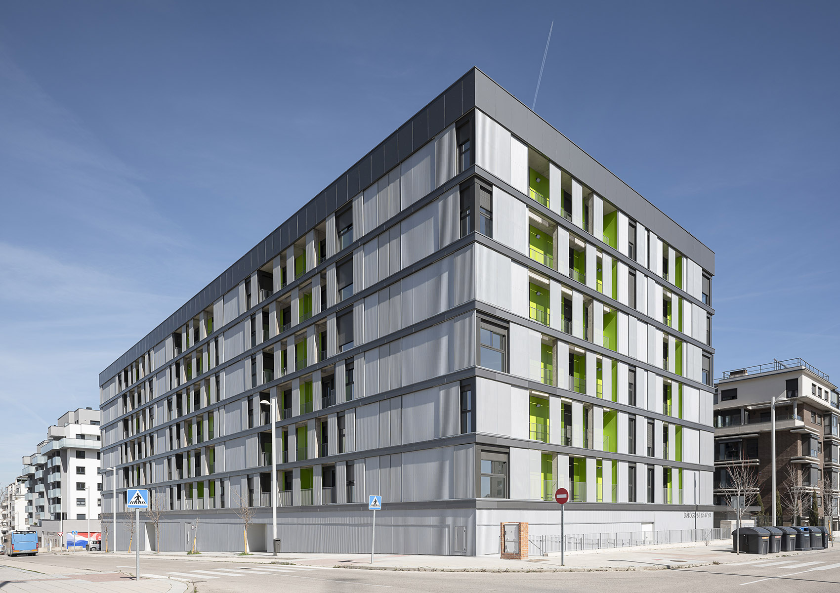 116间保障性住房单元，西班牙 / UNIA ARQUITECTOS-3