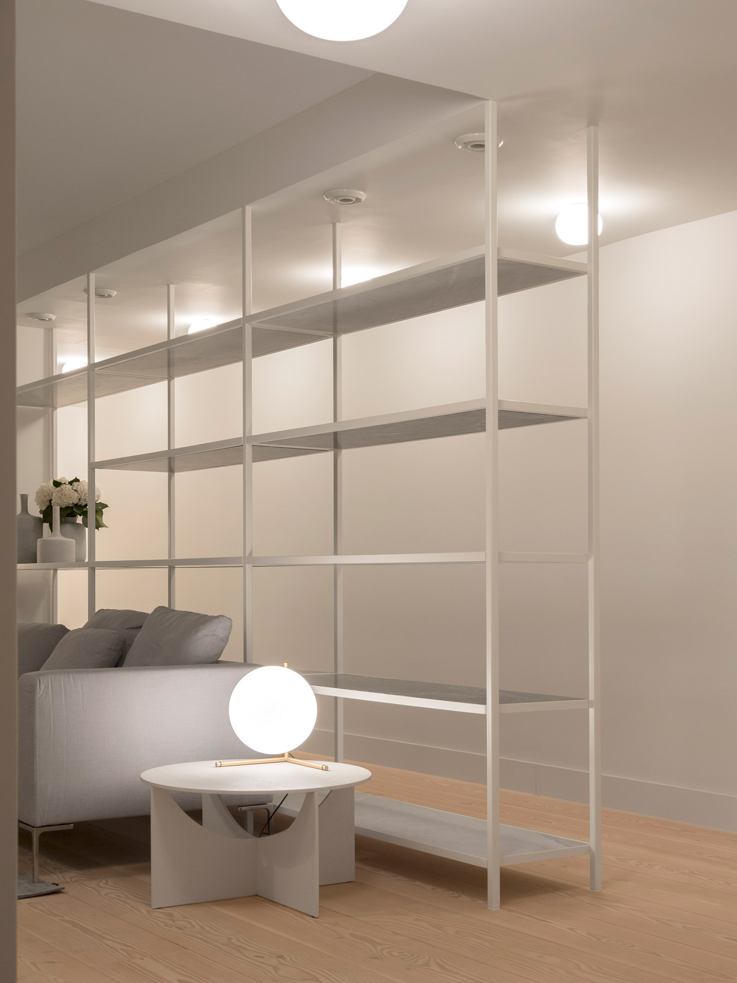 Rar Studio renovates an apartment in Álvaro Siza's Terraços de Bragança-10