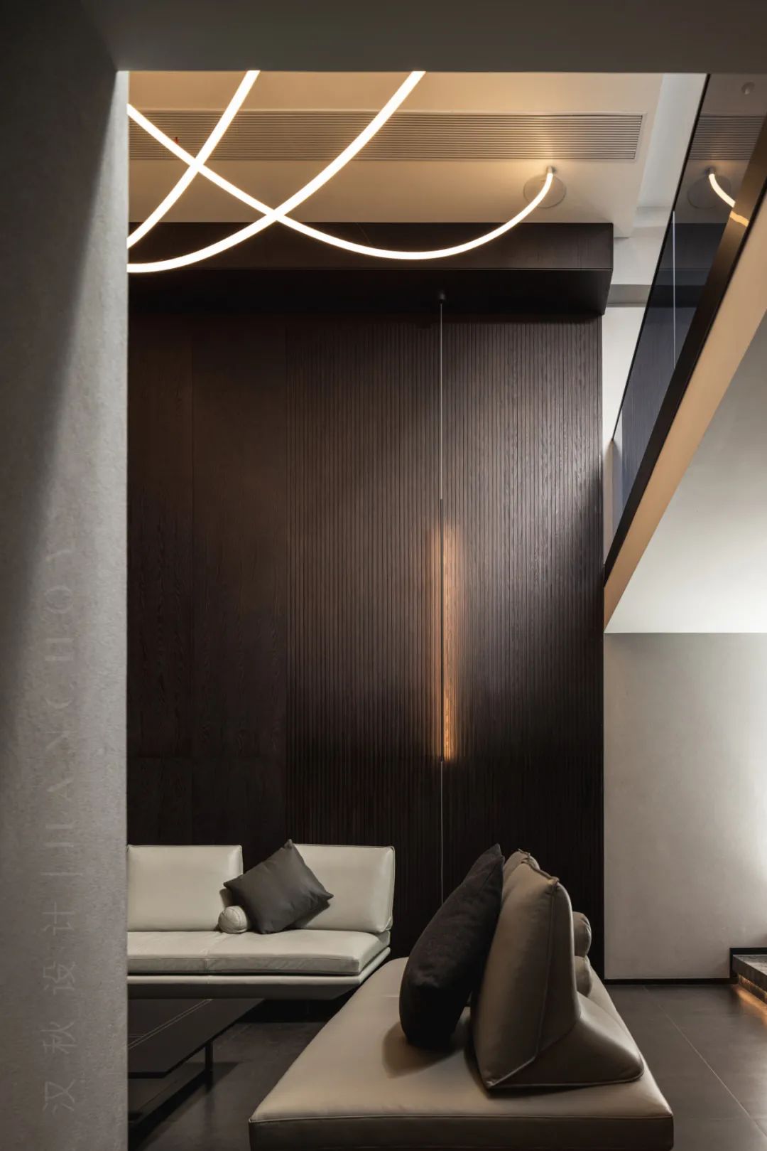 暗黑系住宅新案 · 汉秋新案的现代魅力丨中国常州丨汉秋设计-25