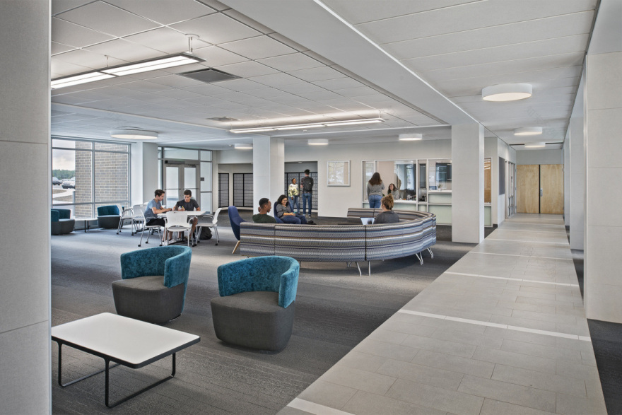 希尔克雷斯特大厅-11