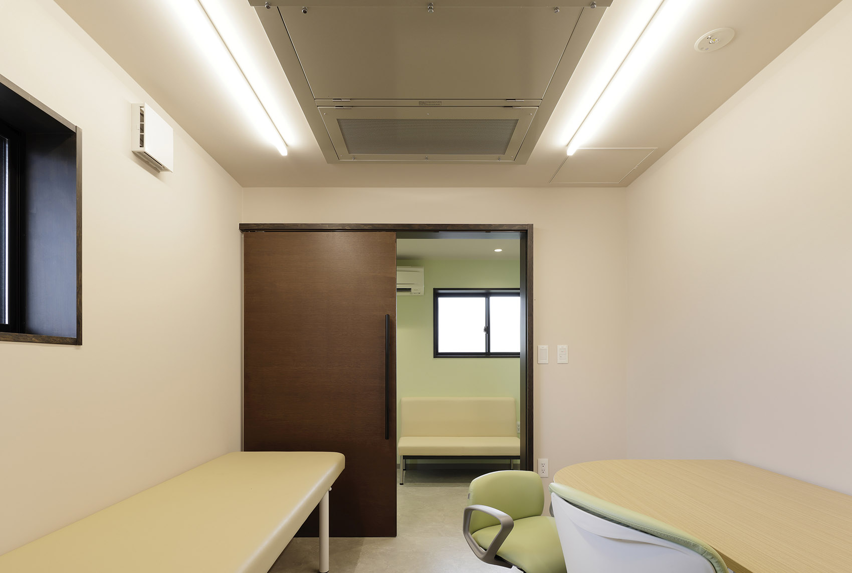 日本大塚家庭诊所丨SUGAWARADAISUKE Architects-57