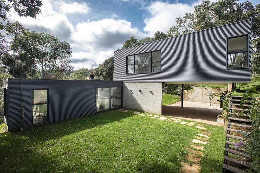 巴西简约住宅设计,融入自然的和谐空间-19