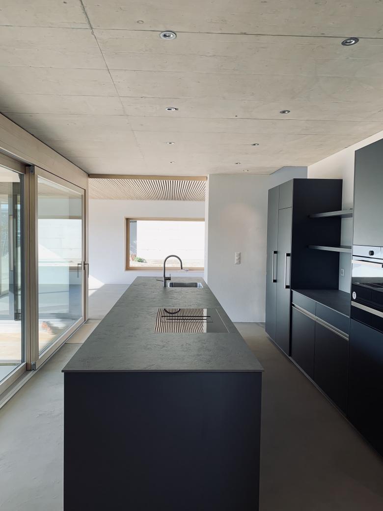 Humbert Partner AG丨Neubau Einfamilienhaus in Meyriez丨瑞士-3