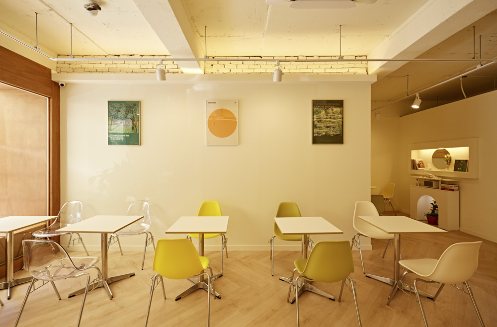 柠檬色调的活力空间 | 韩国柠檬餐厅设计-11