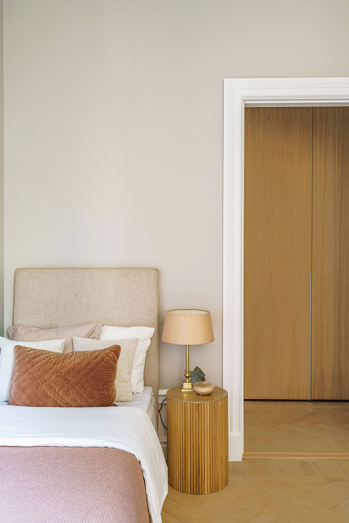 斯德哥尔摩滨水区老房子里的雅致现代公寓-14