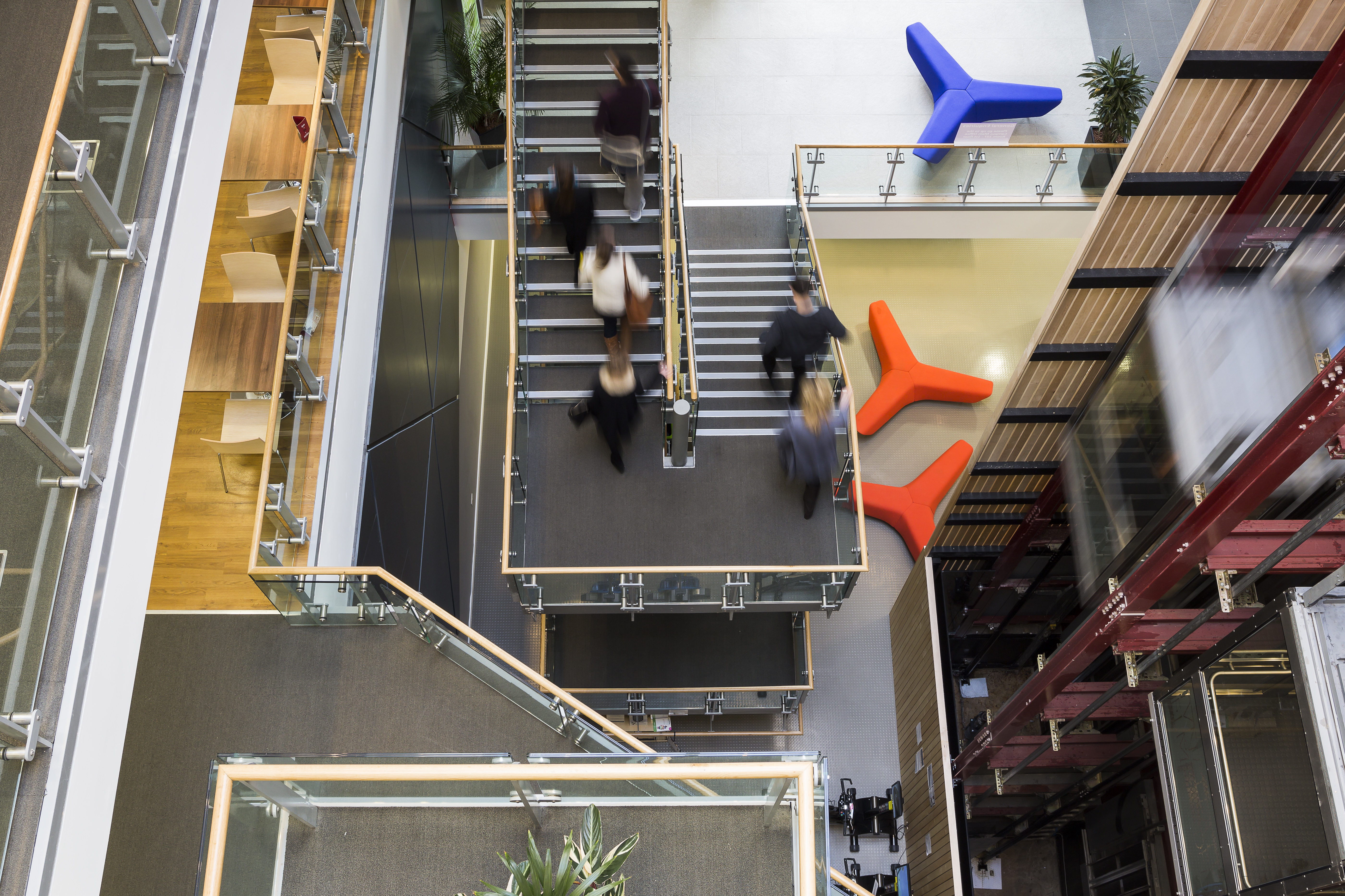 英国哈士汀大学中心 UCH2 建筑，现代与传统融合的教育新地标-11