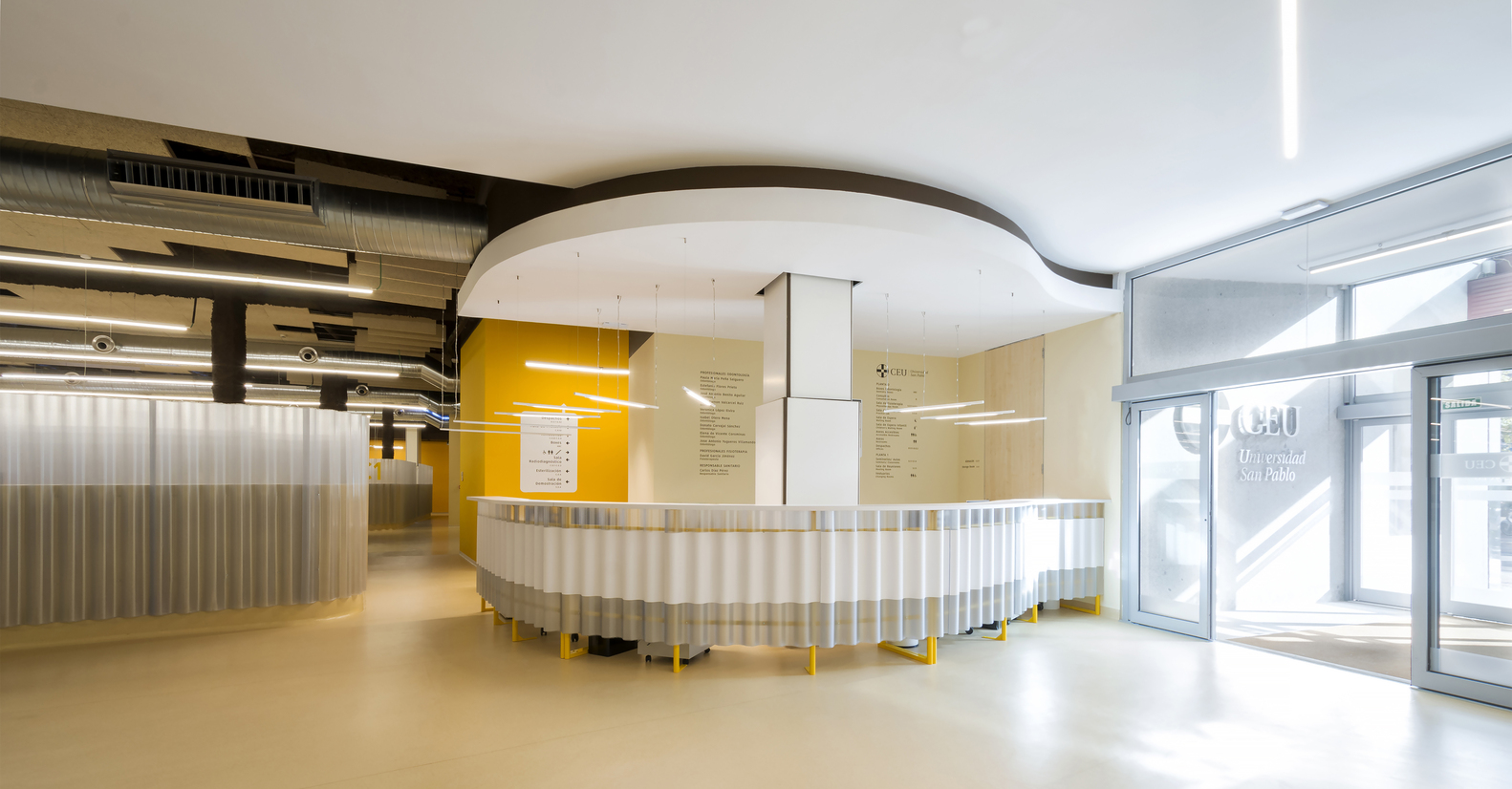 CEU San Pablo 大学多学科诊所 · 有机曲线与功能布局的融合-23