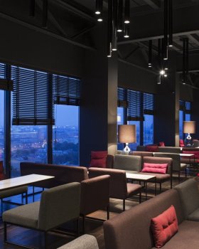 圣彼得堡阿兹慕特酒店