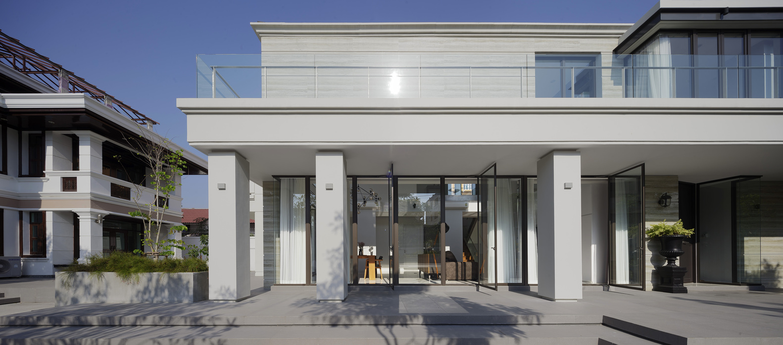 曼谷 500 平米现代家居改造,传统与时尚的完美融合-19