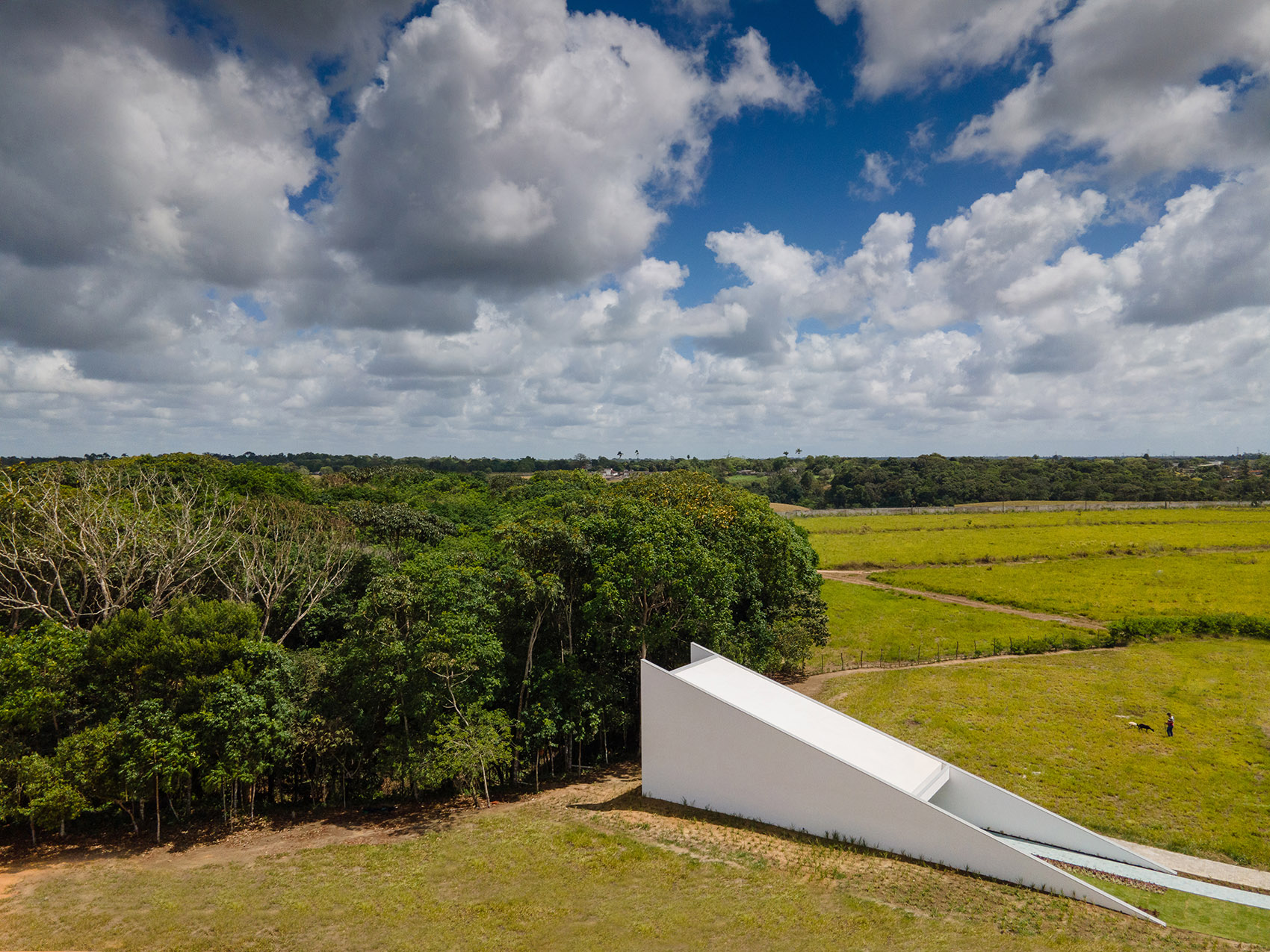 巴西 Aldeia 圣堂丨NEBR Arquitetura-4