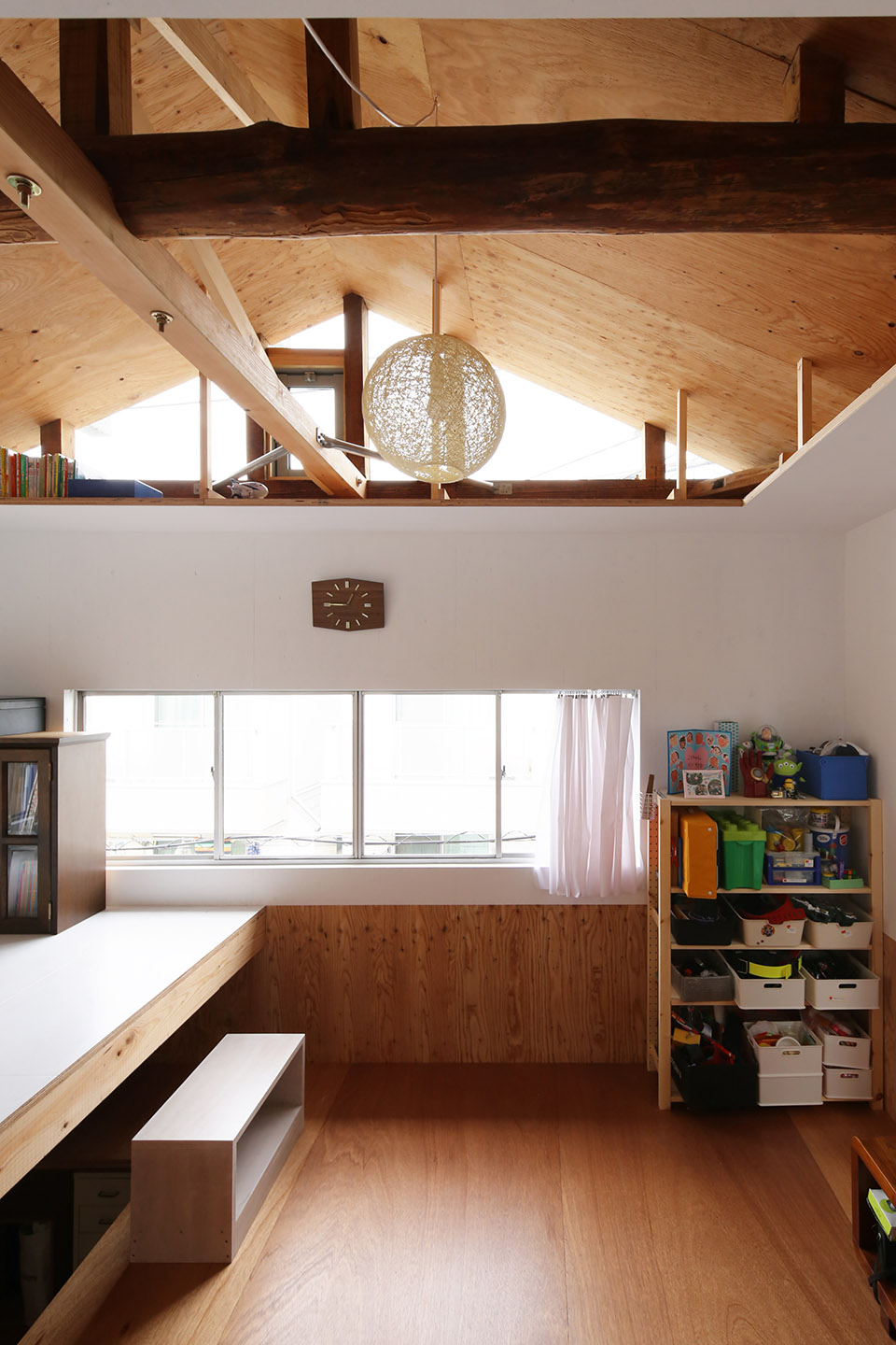 “从天花到地板”住宅丨日本东京丨河内建築設計事務所-24