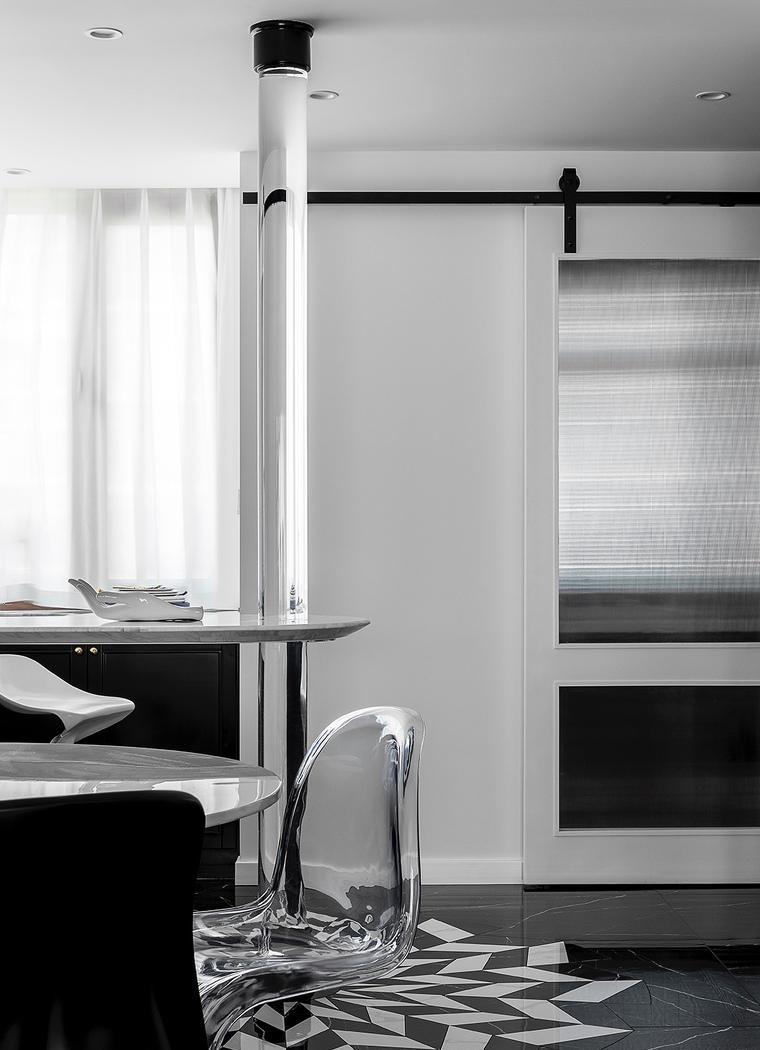 幸福格调平层家居,克莱因蓝帝国黄的时尚盛宴-33