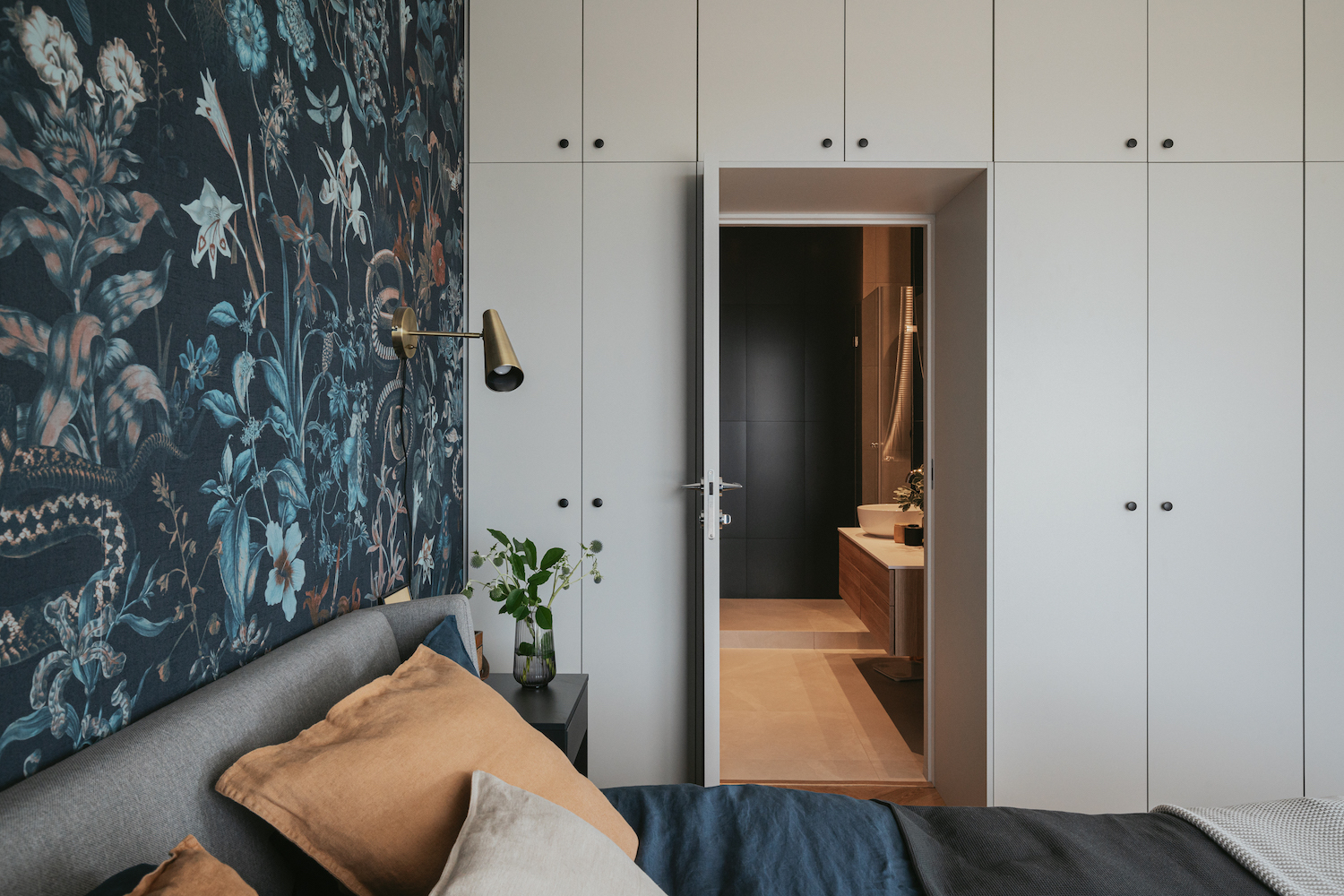 120平可俯瞰三市景观公园公寓室内设计丨Ula Schönhofer,Mateusz Piotrowski-36