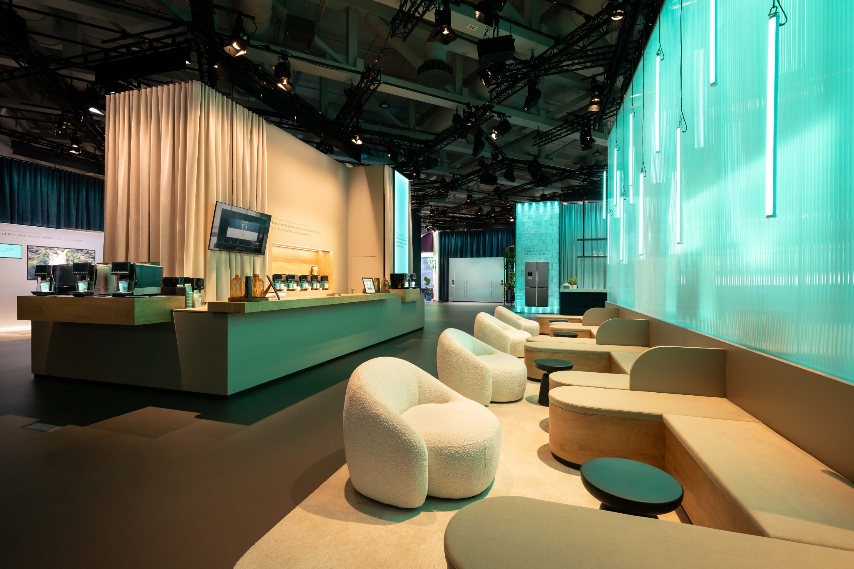 WOU Tradefair Design SIEMENS IFA 2025-10