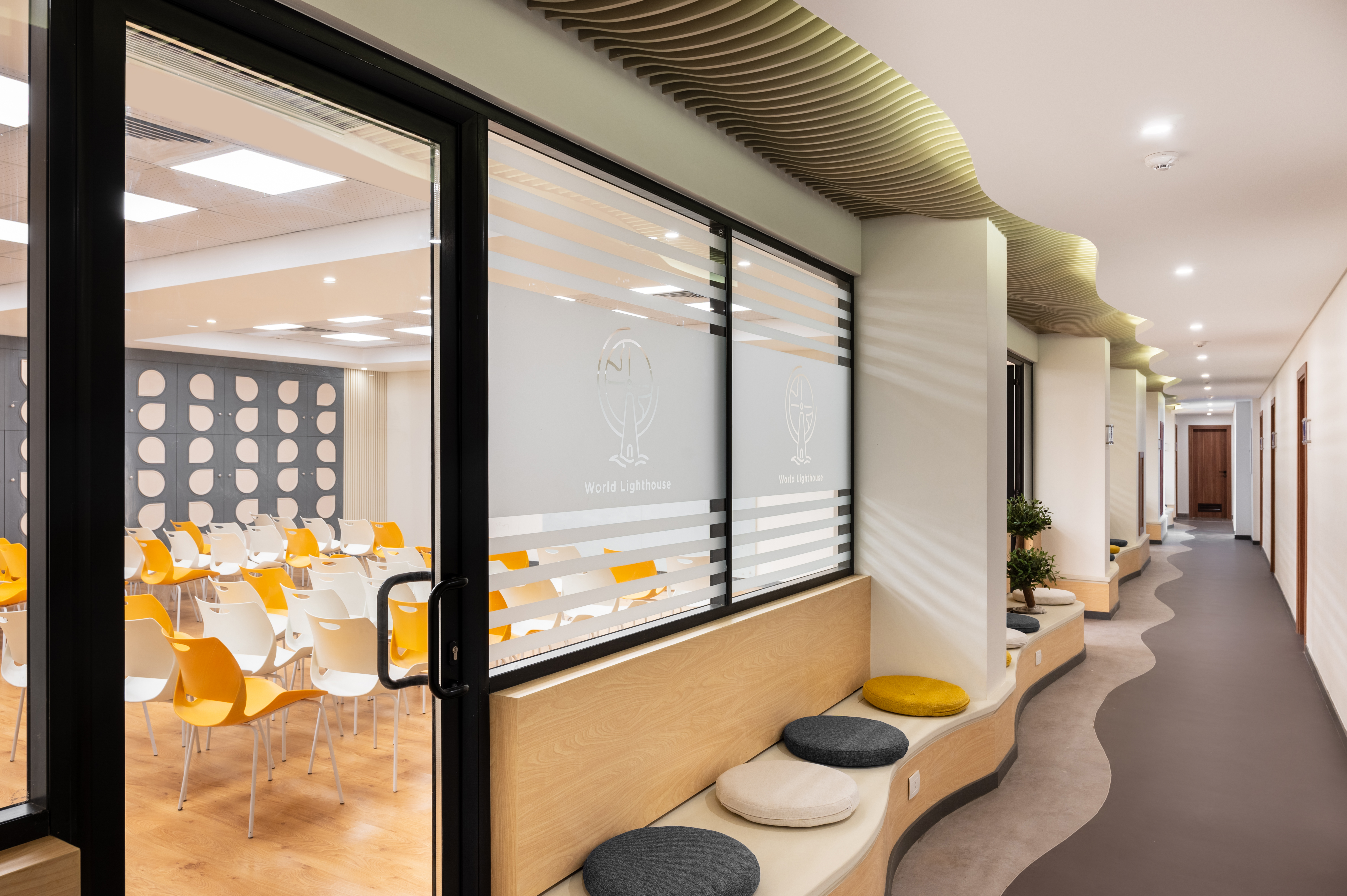 World Lighthouse - A Dramaturgy School-34