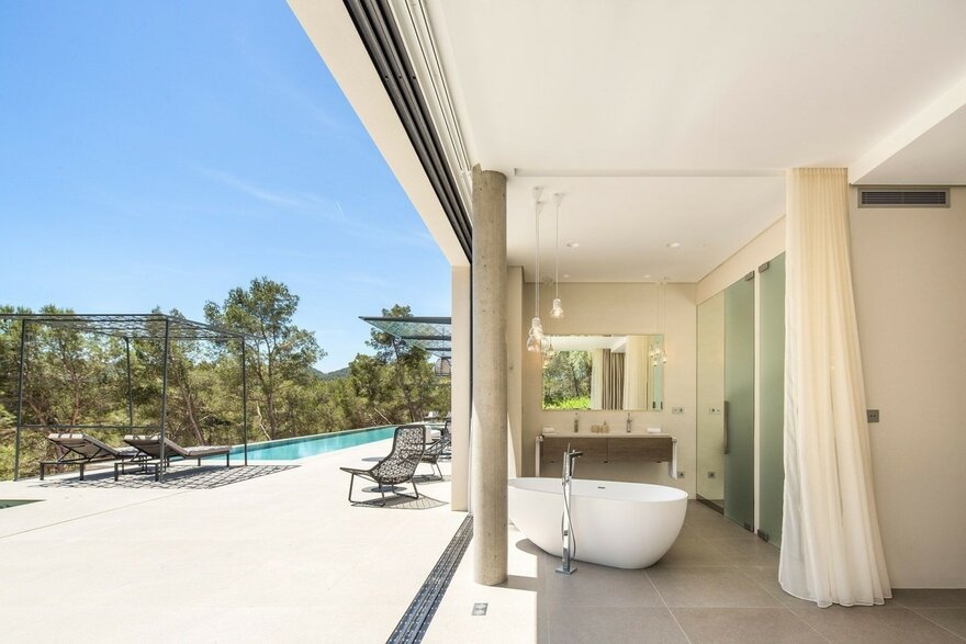 Villa The Rock Ibiza – Finding Synergy Between Nature and Architecture-11