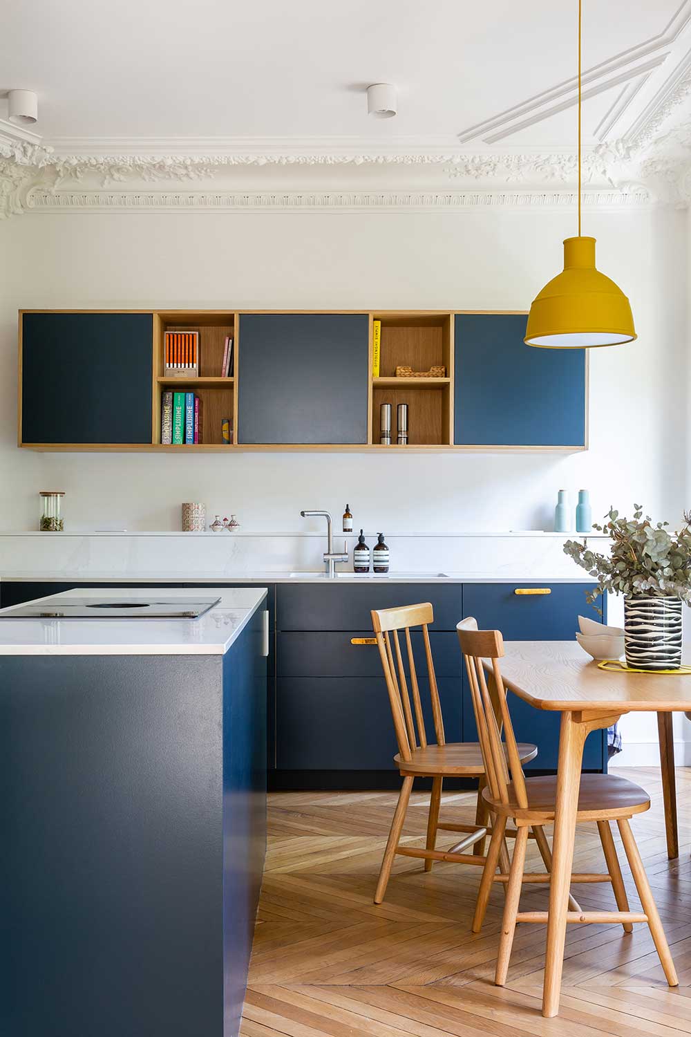 巴黎 16 区优雅公寓设计，展现深色调的独特魅力-9