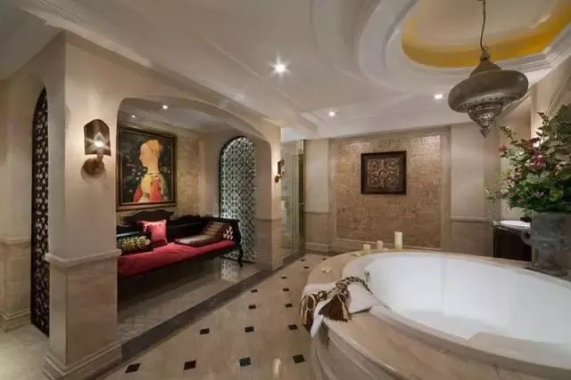 叶胤祥打造 482 平欧式别墅，再现复古优雅-28